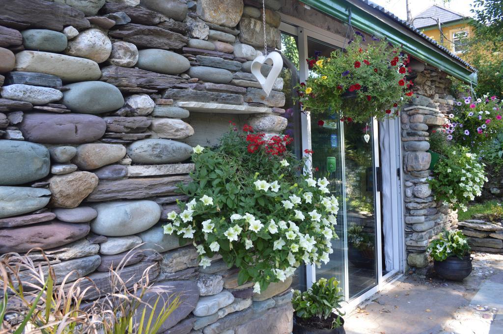 Lissyclearig Thatched Cottage Kenmare Extérieur photo